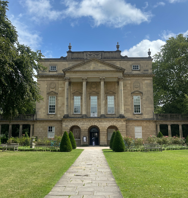 The-Holburne Museum on a summer-day in Bath